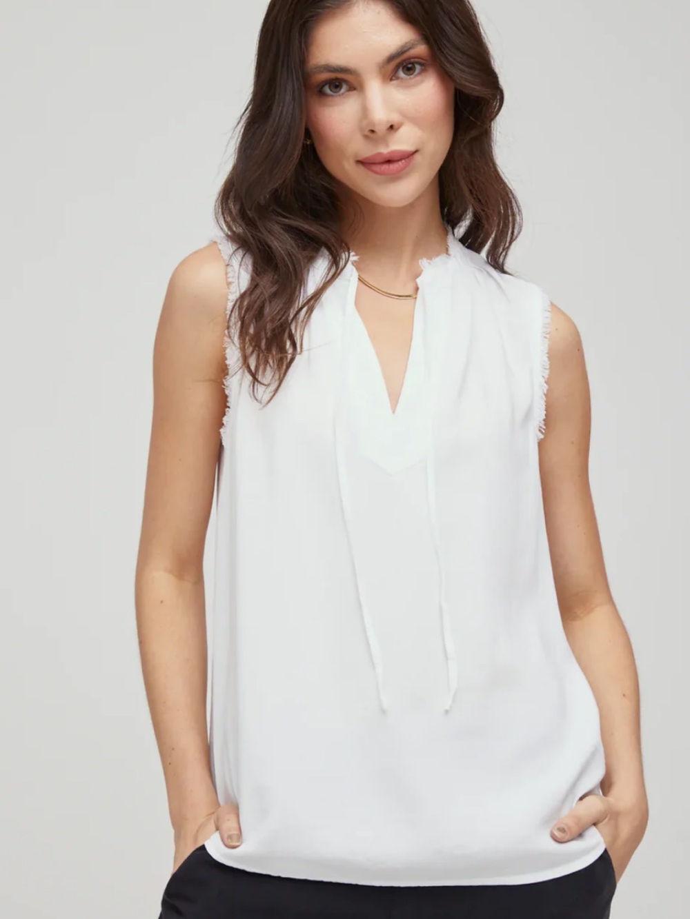 Bella Dahl White Sleeveless V-Neck Ruffle Trim Camisole Top